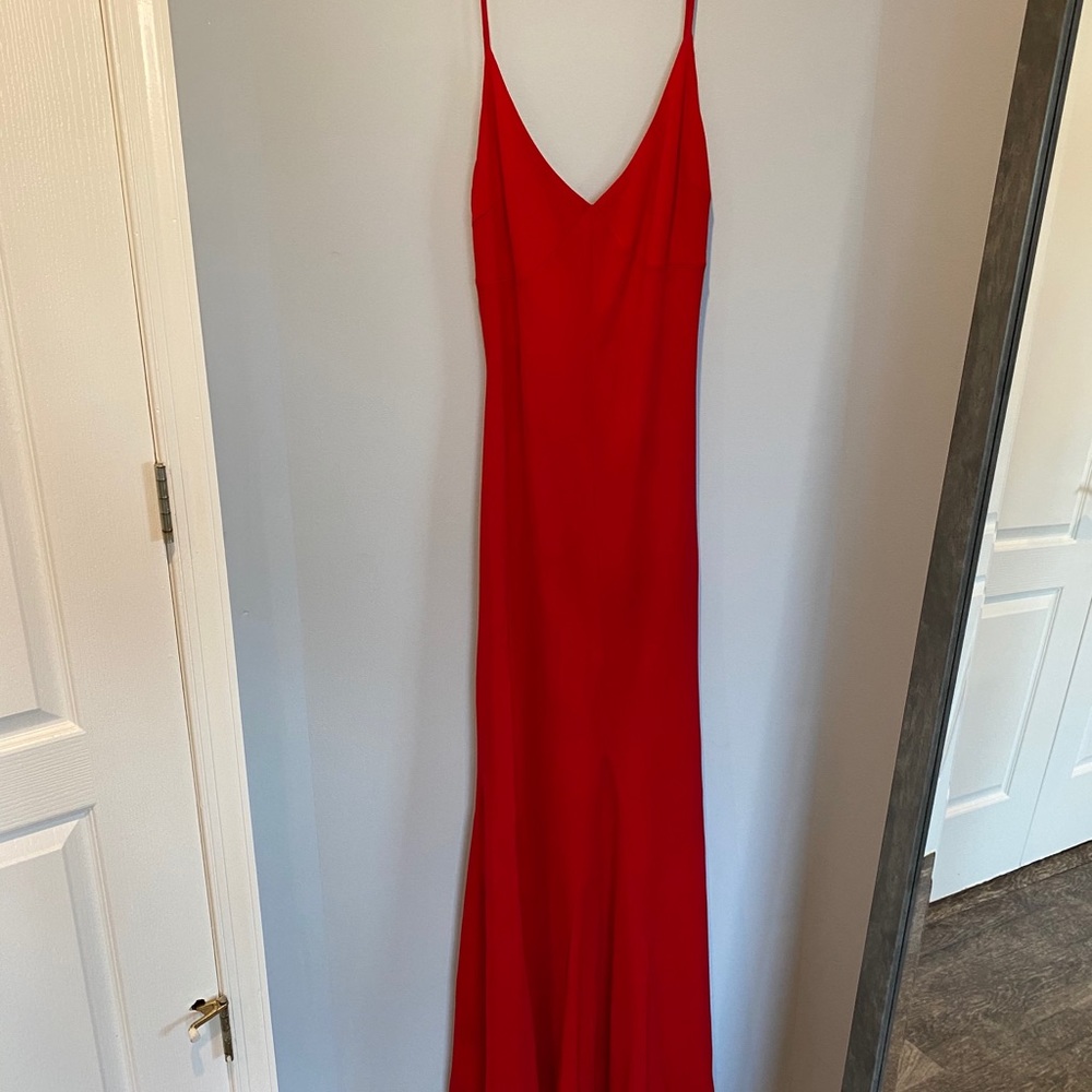 COPY - Bebe Red, backless, with small train eveni…